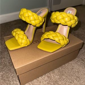 Steve Madden Kenley Citron Shoe and Matching Purse